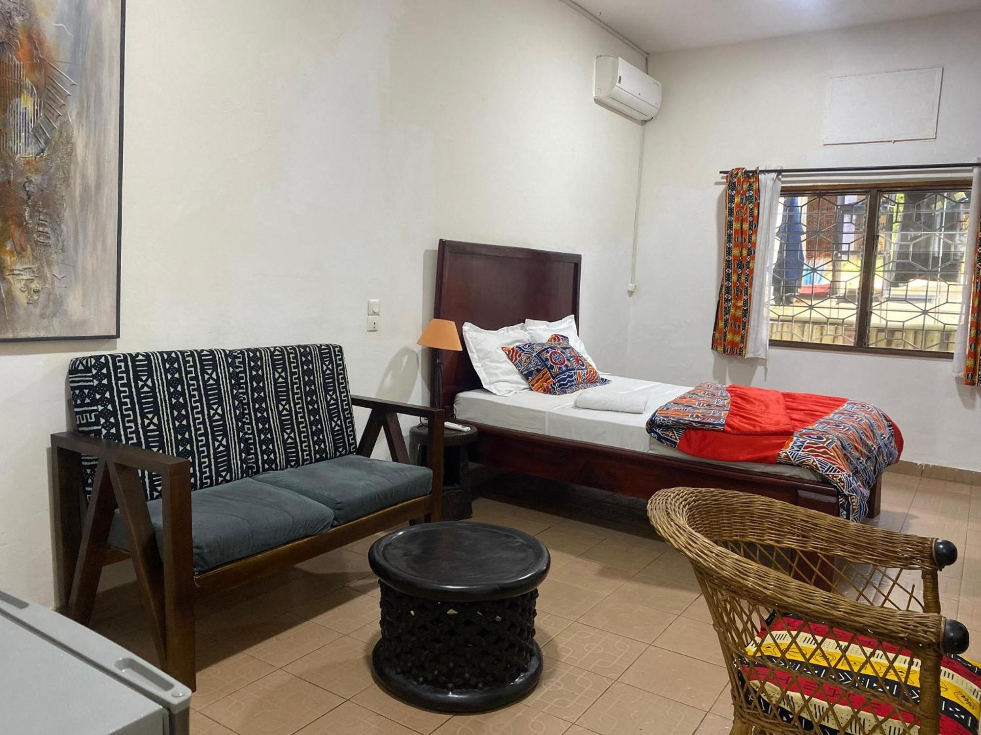 Fiiaa Hotel Yaounde Luaran gambar
